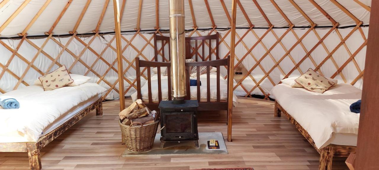 Shepherd'S Loch Glamping Turriff ภายนอก รูปภาพ