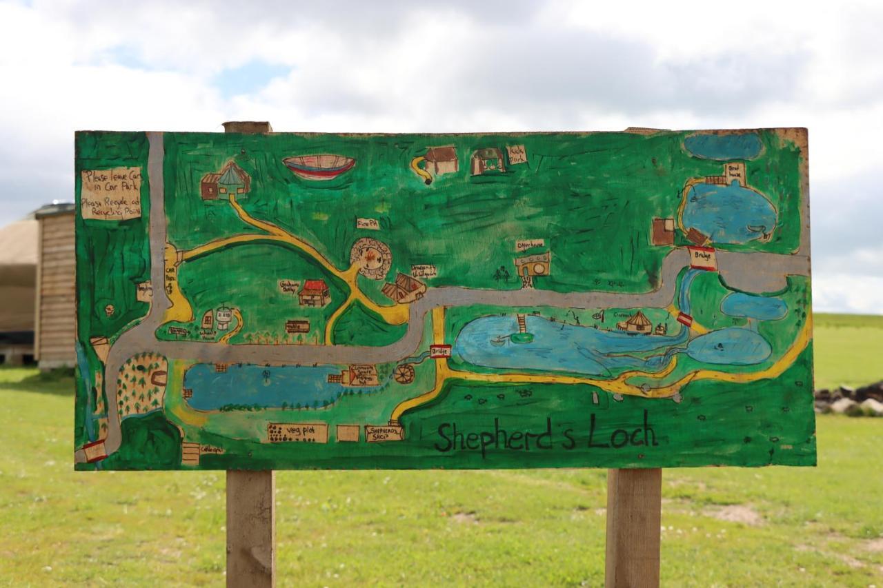Shepherd'S Loch Glamping Turriff ภายนอก รูปภาพ